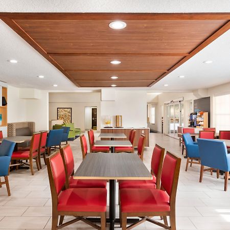 Holiday Inn Express & Suites Sarasota East By Ihg Vamo Eksteriør billede