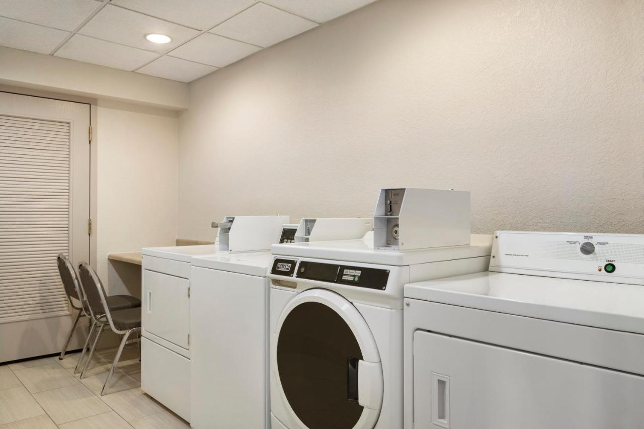 Holiday Inn Express & Suites Sarasota East By Ihg Vamo Eksteriør billede