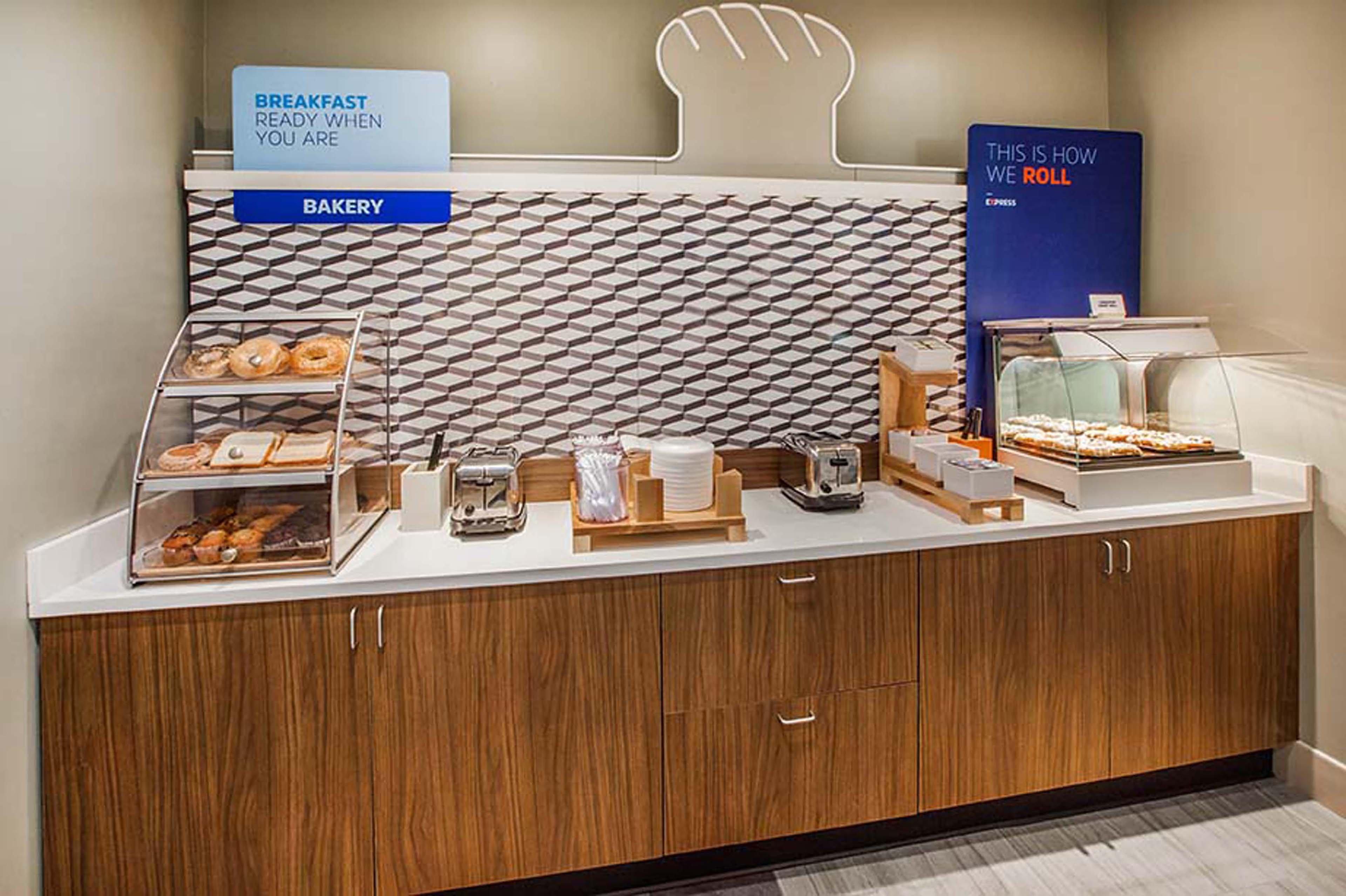 Holiday Inn Express & Suites Sarasota East By Ihg Vamo Eksteriør billede