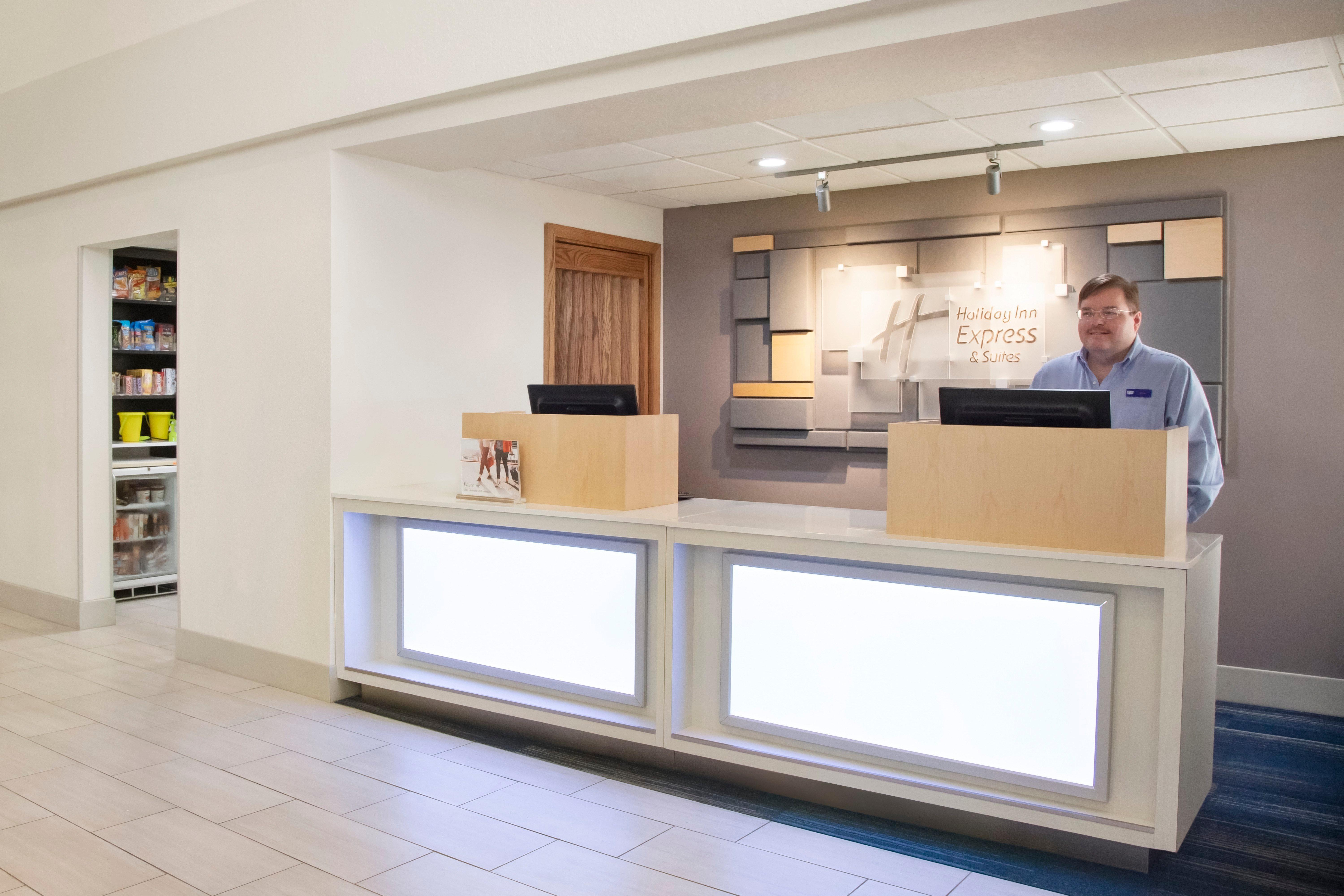 Holiday Inn Express & Suites Sarasota East By Ihg Vamo Eksteriør billede