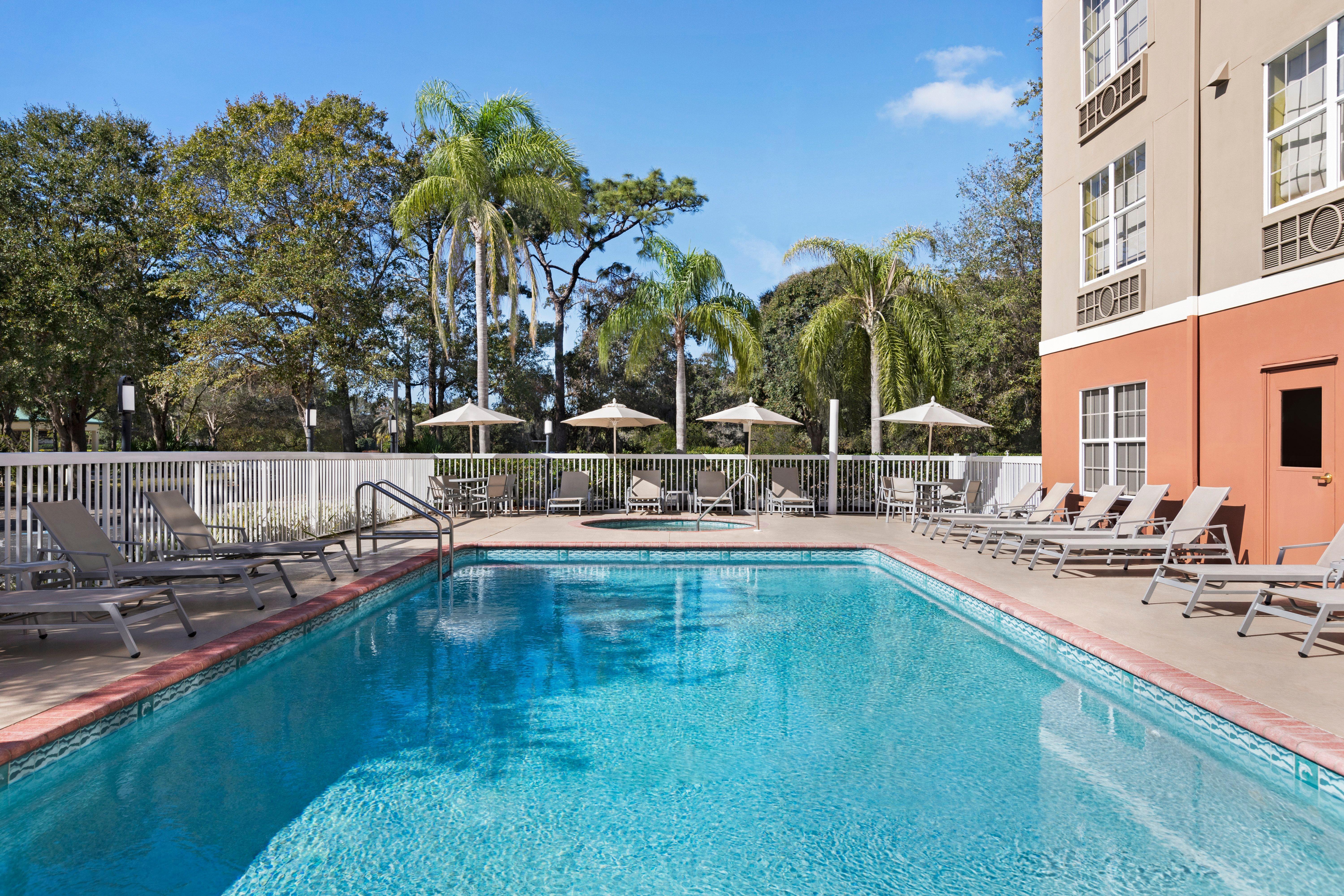 Holiday Inn Express & Suites Sarasota East By Ihg Vamo Eksteriør billede